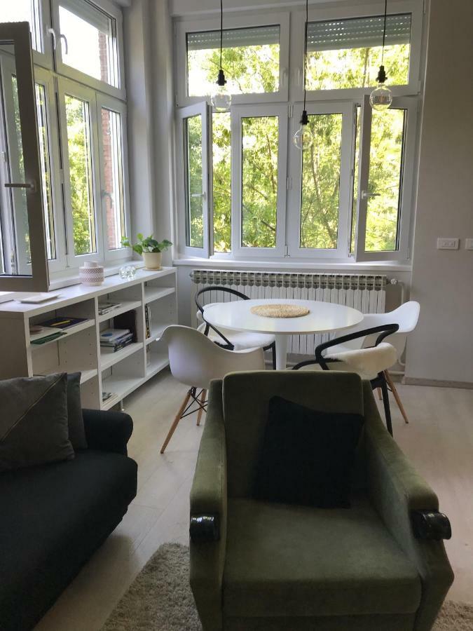 Studio Apartman Park Galerija Osijek Exterior foto