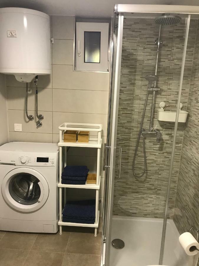 Studio Apartman Park Galerija Osijek Exterior foto