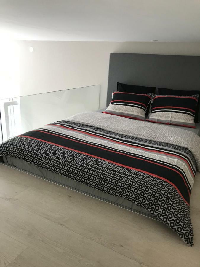 Studio Apartman Park Galerija Osijek Exterior foto